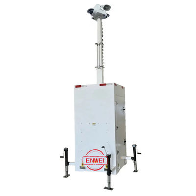 Torre di sorveglianza mobile a cubo con telecamera CCTV per lavori in siti remoti